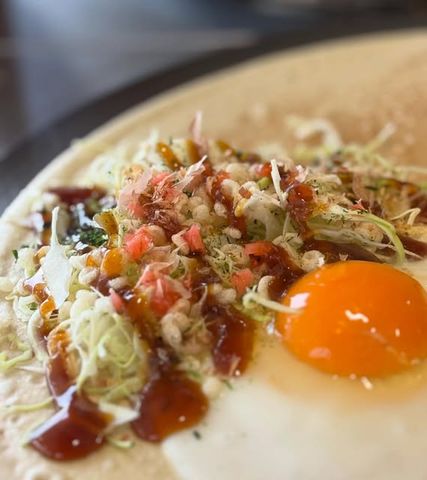 クレープ ウフのお好み焼き風のクレープ