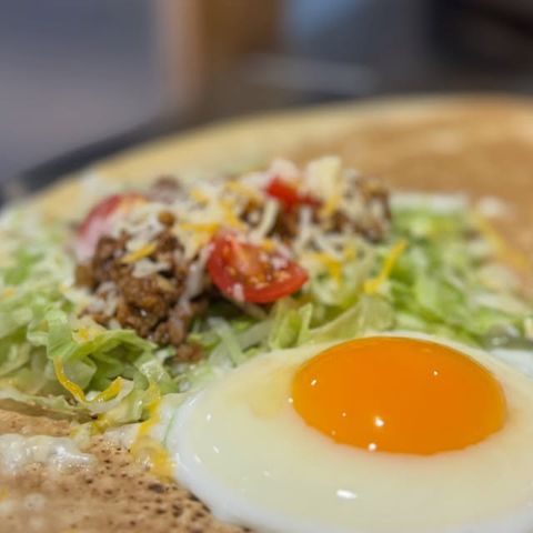 クレープ ウフのタコライス風のクレープ